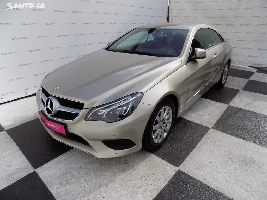 Mercedes-Benz Třídy E, 220d Coupé/Full-Led/NAVI/
